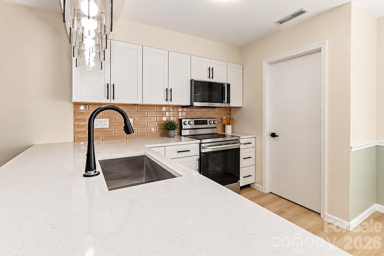 Condominium at 205 S Academy Street, Mooresville, photo 10 of 27
