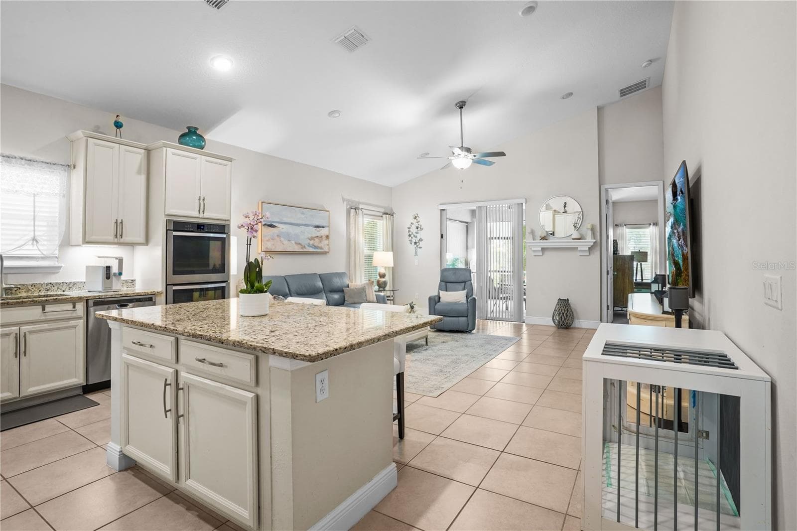 Single Family Residence at 154 OAKMONT RESERVE CIR, LONGWOOD, photo 10 of 48