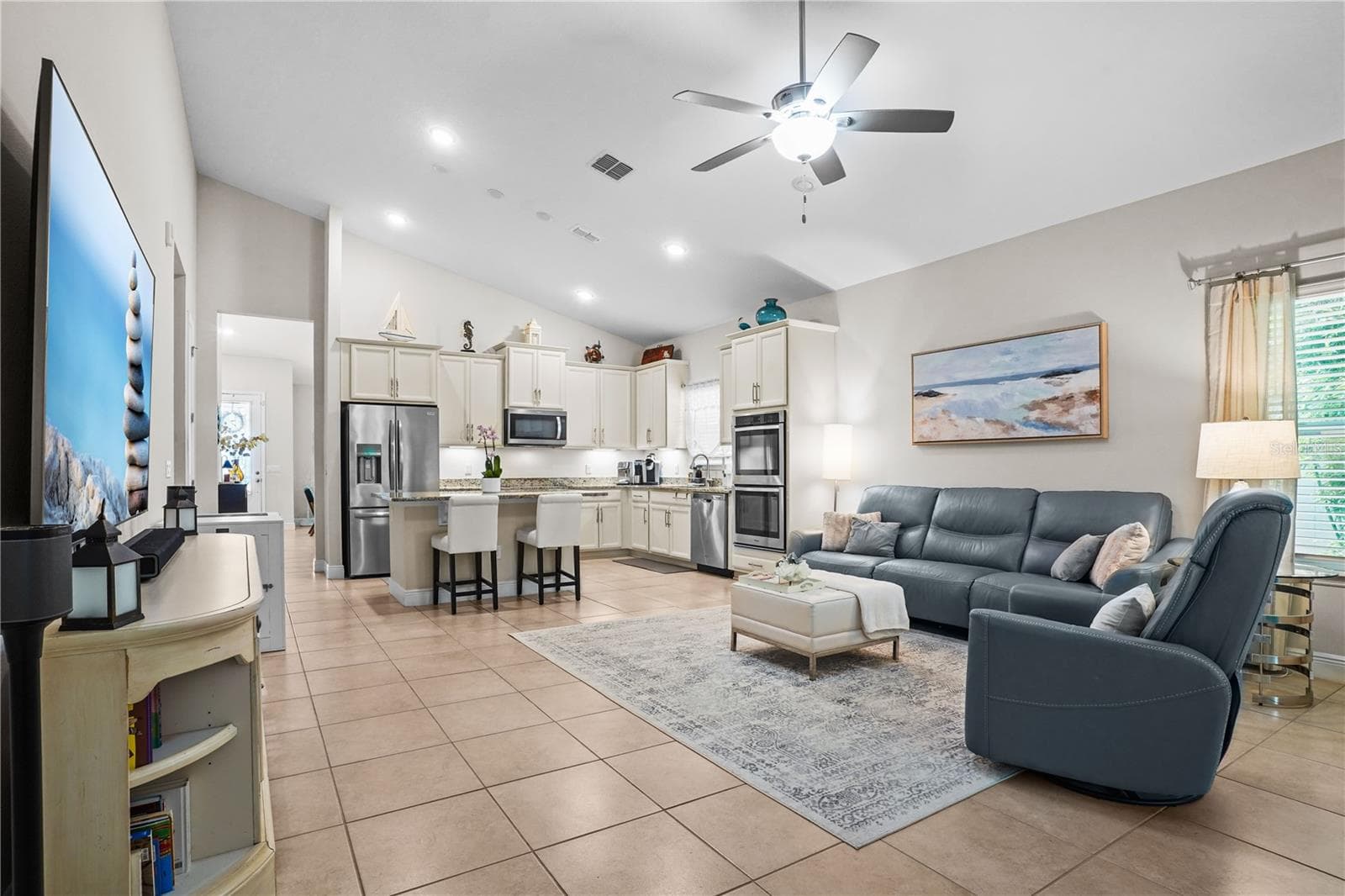 Single Family Residence at 154 OAKMONT RESERVE CIR, LONGWOOD, photo 13 of 48