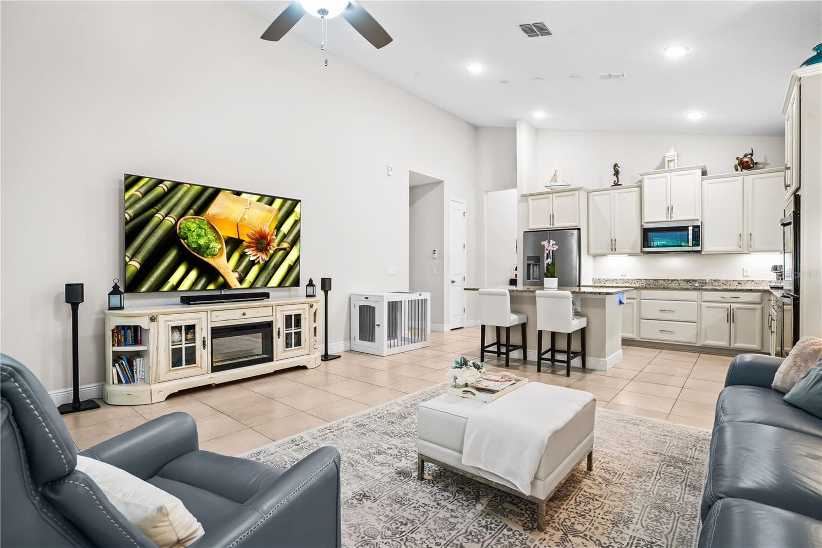 Single Family Residence at 154 OAKMONT RESERVE CIR, LONGWOOD, photo 14 of 48