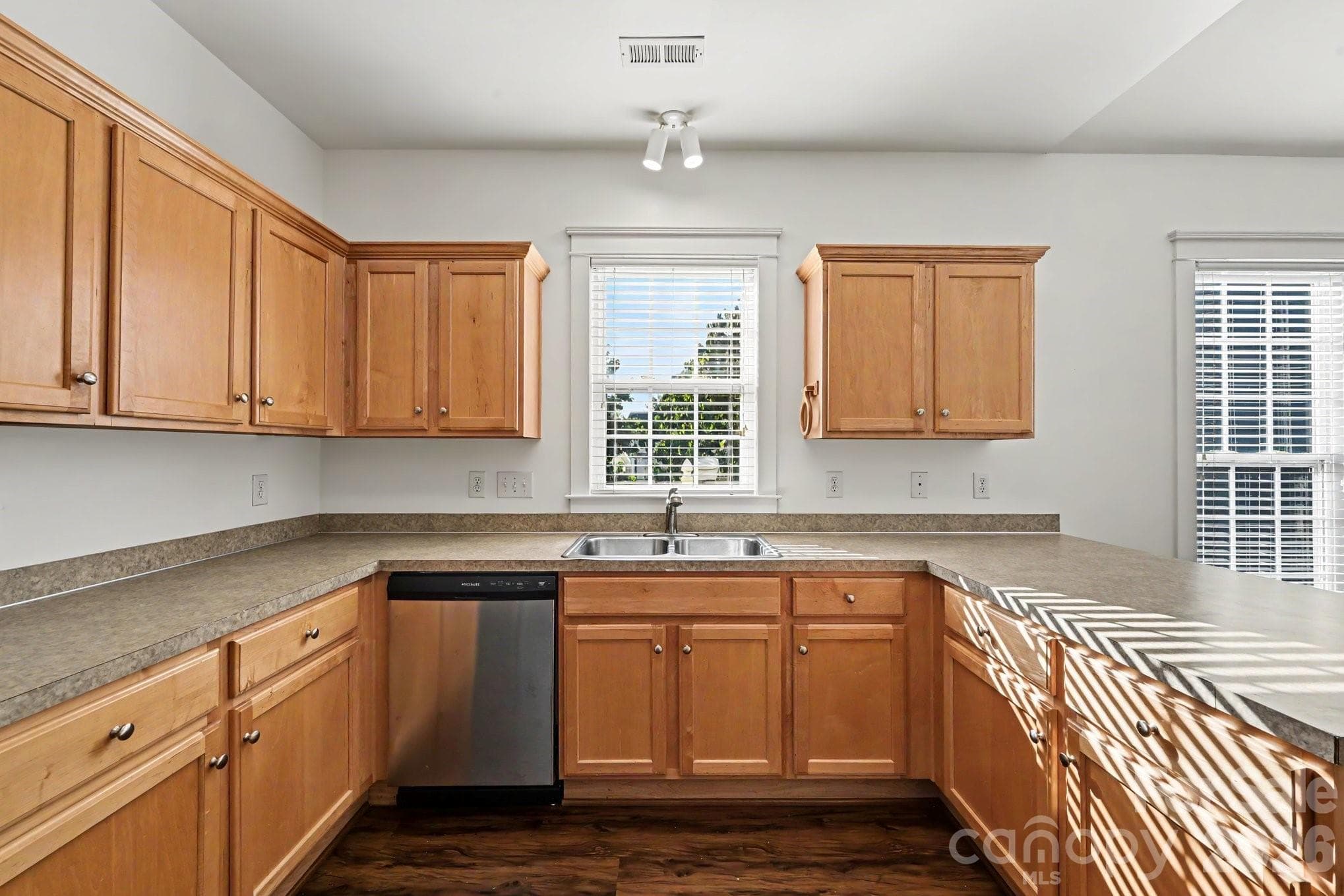 Single Family Residence at 13640 Swinton Road, Huntersville, photo 13 of 19