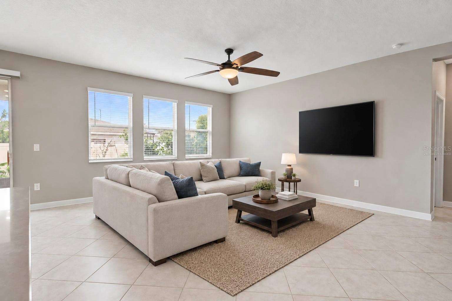 Virtually Staged - 261 TAFT DR, DAVENPORT