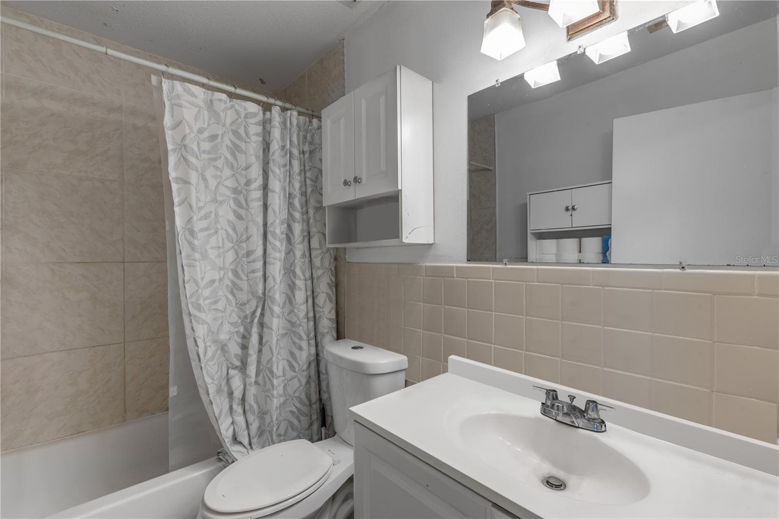 Half Duplex at 1205 16TH ST, EDGEWATER, photo 6 of 32