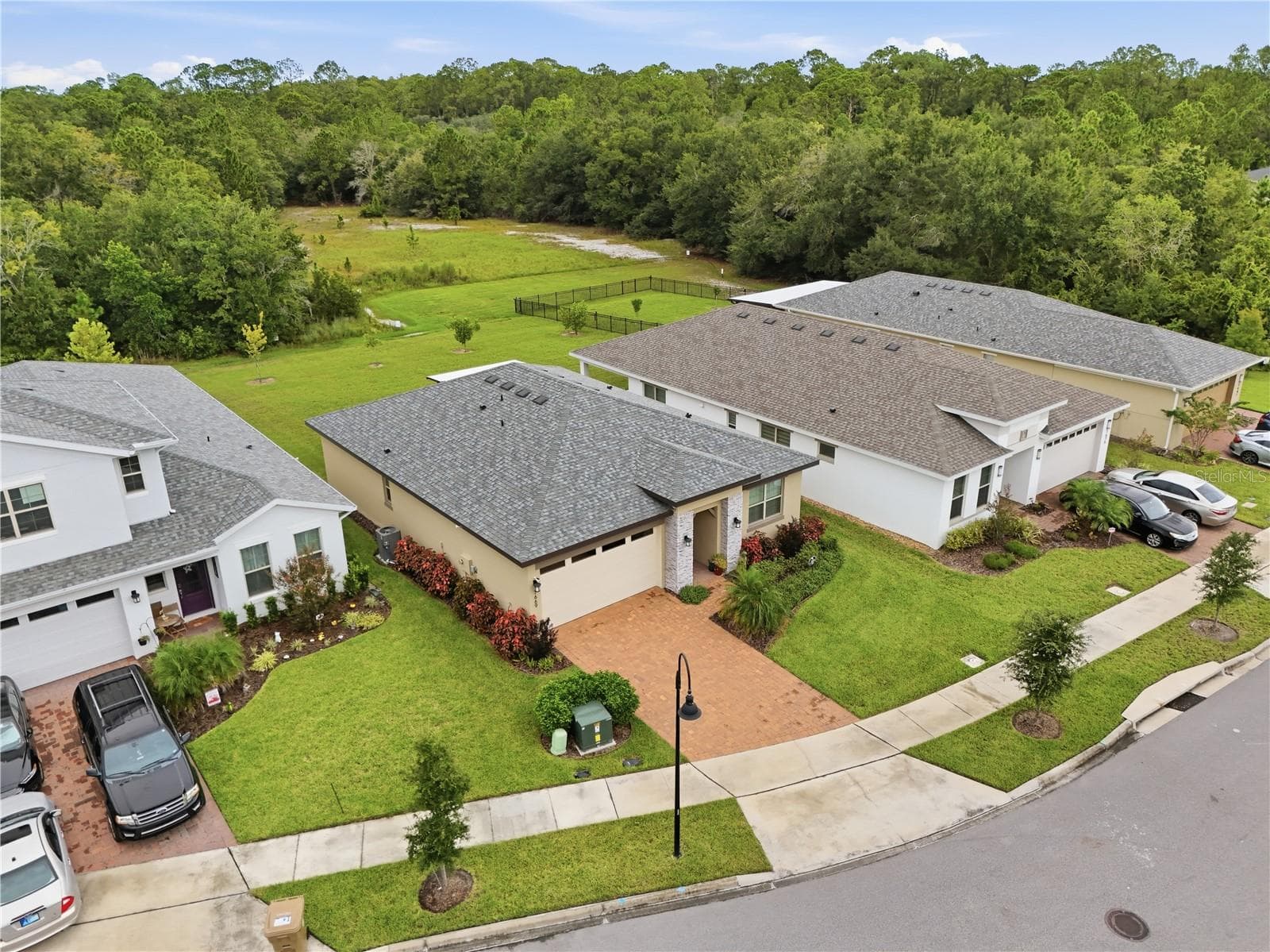 Single Family Residence at 7669 FIVE OAKS DR, HARMONY, photo 10 of 52