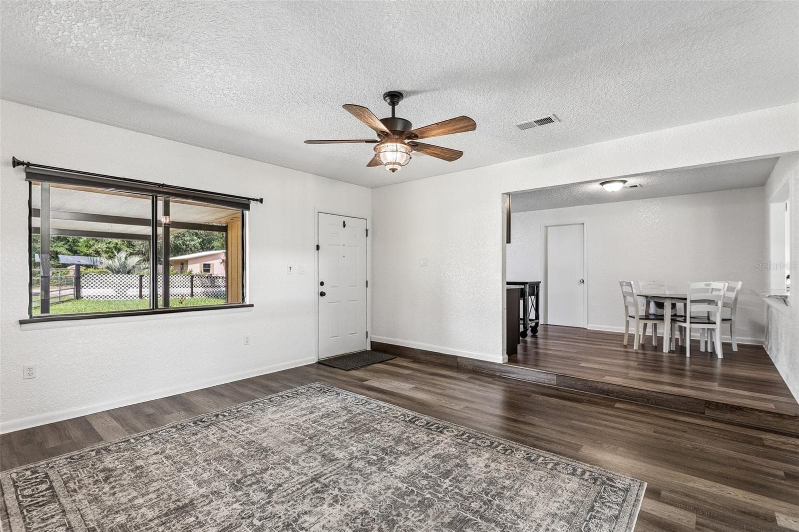 Single Family Residence at 212 DOGWOOD DR, INTERLACHEN, photo 11 of 49