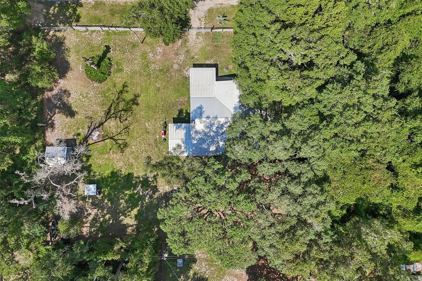Single Family Residence at 212 DOGWOOD DR, INTERLACHEN, photo 36 of 49