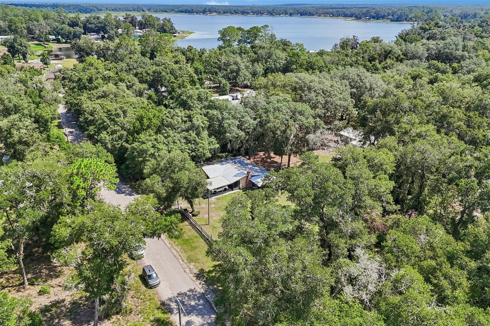 Single Family Residence at 212 DOGWOOD DR, INTERLACHEN, photo 40 of 49