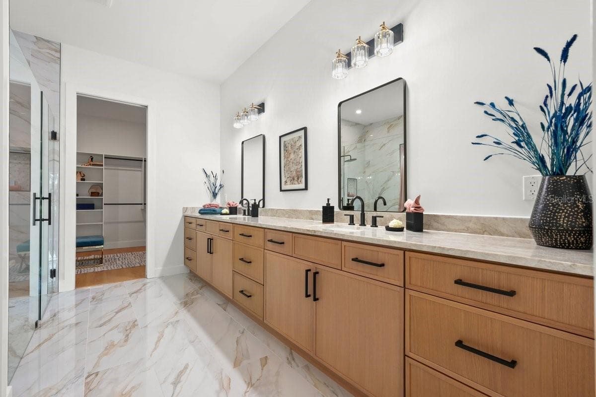 Primary Suite: Bathroom - 612 MAHOGANY RUN, PALM COAST