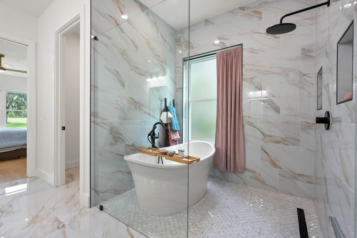 Primary Suite: Bathroom - 612 MAHOGANY RUN, PALM COAST