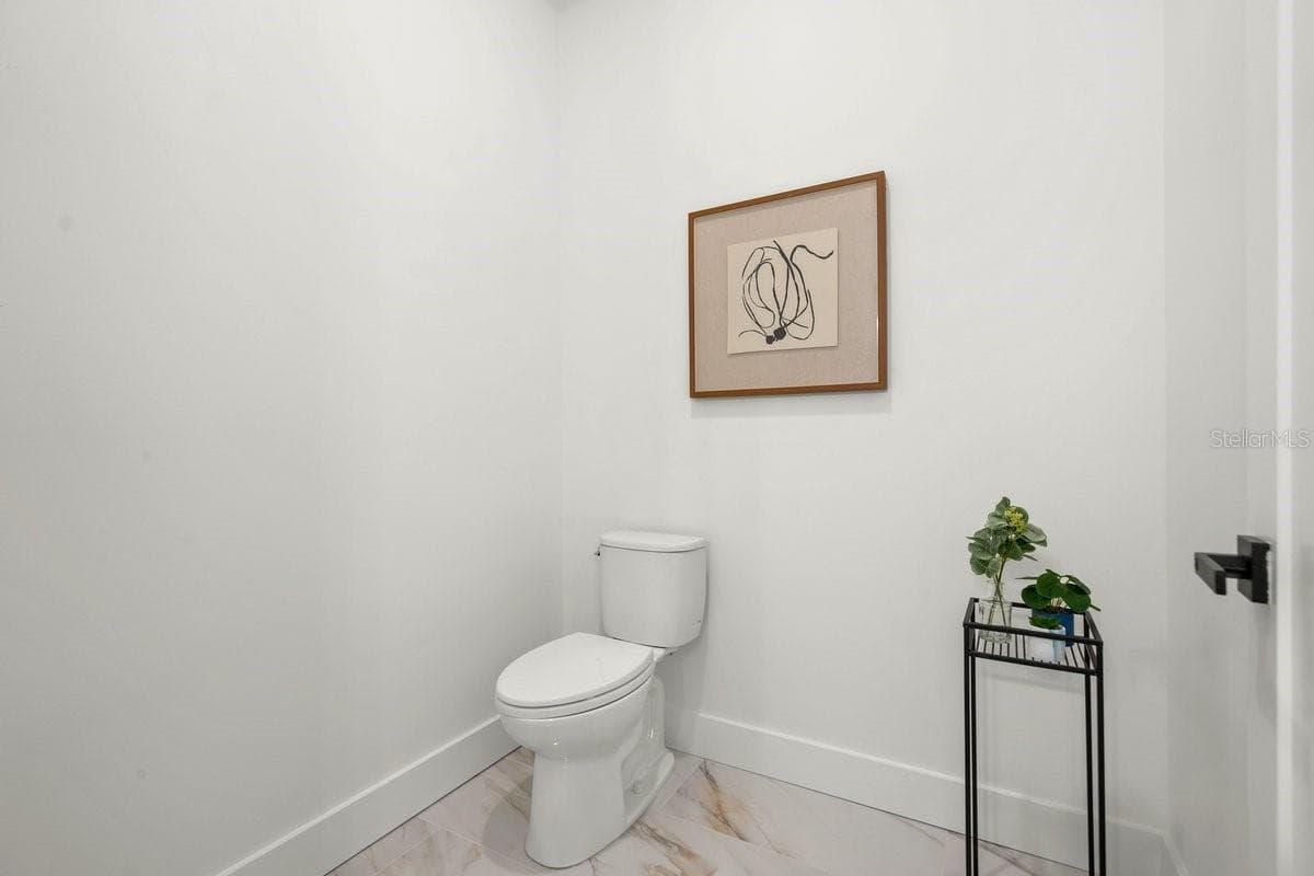 Primary Suite: Bathroom - 612 MAHOGANY RUN, PALM COAST