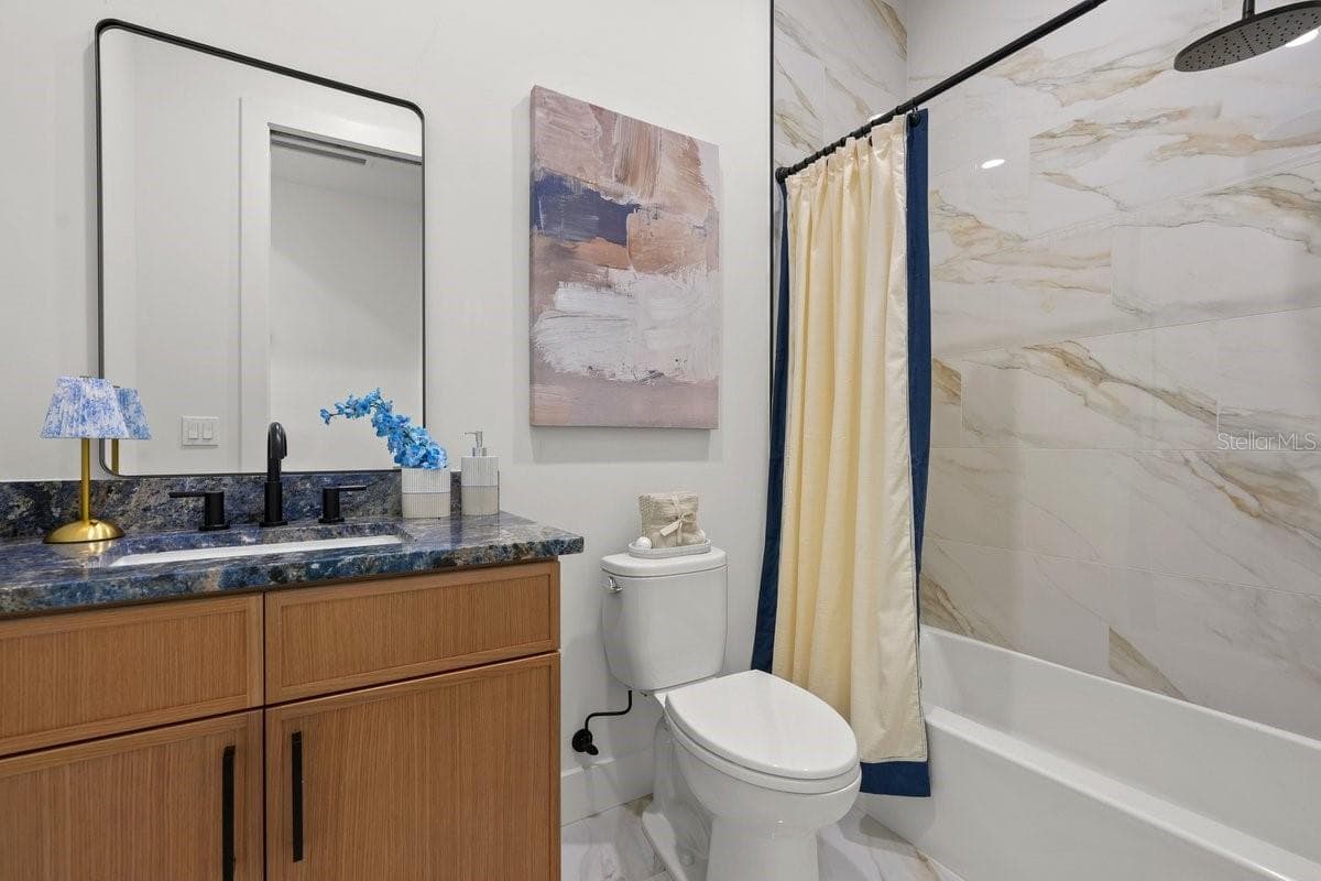 Guest bathroom downstairs - 612 MAHOGANY RUN, PALM COAST
