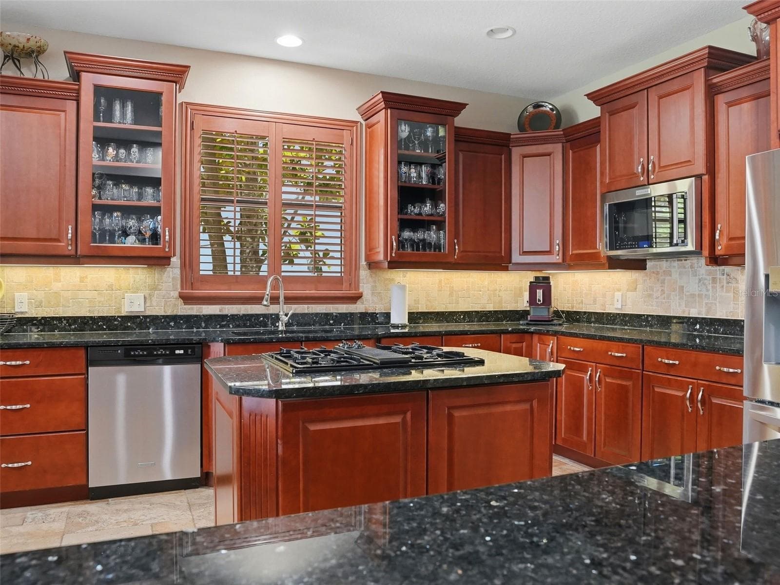 Single Family Residence at 2707 LAKEBREEZE LN S, CLEARWATER, photo 14 of 72