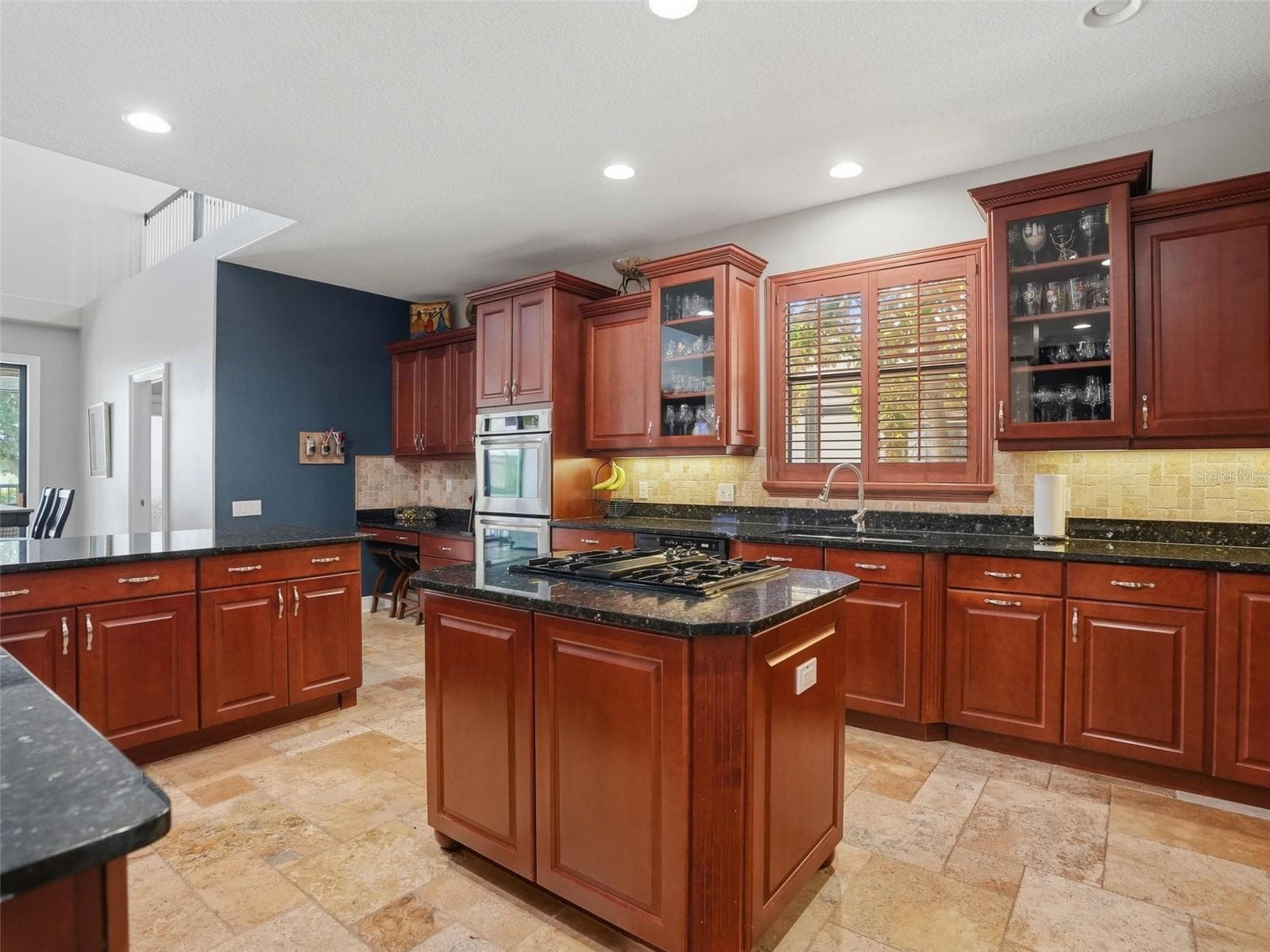 Single Family Residence at 2707 LAKEBREEZE LN S, CLEARWATER, photo 15 of 72