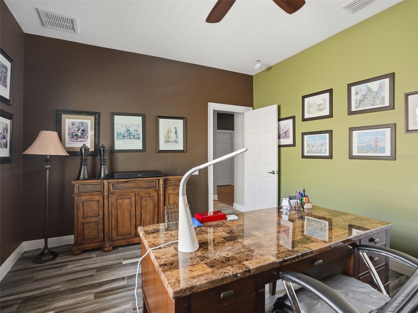 Single Family Residence at 2707 LAKEBREEZE LN S, CLEARWATER, photo 26 of 72