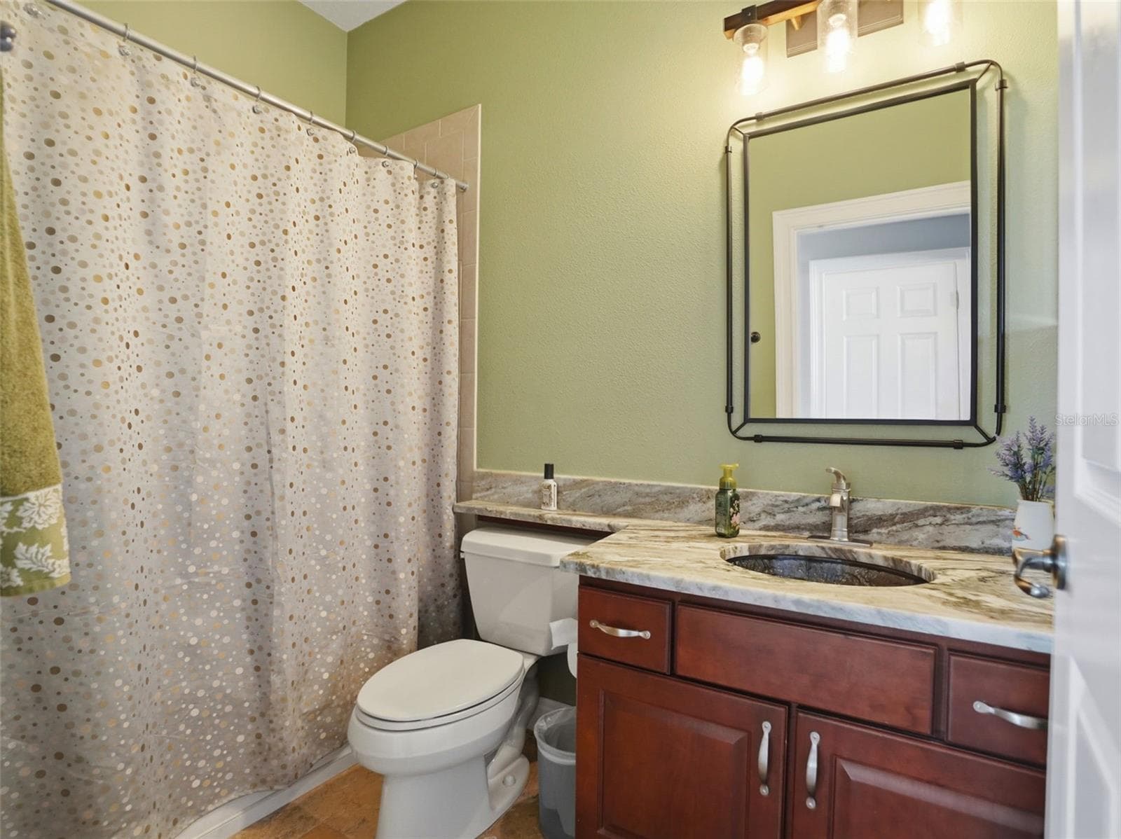 Single Family Residence at 2707 LAKEBREEZE LN S, CLEARWATER, photo 49 of 72