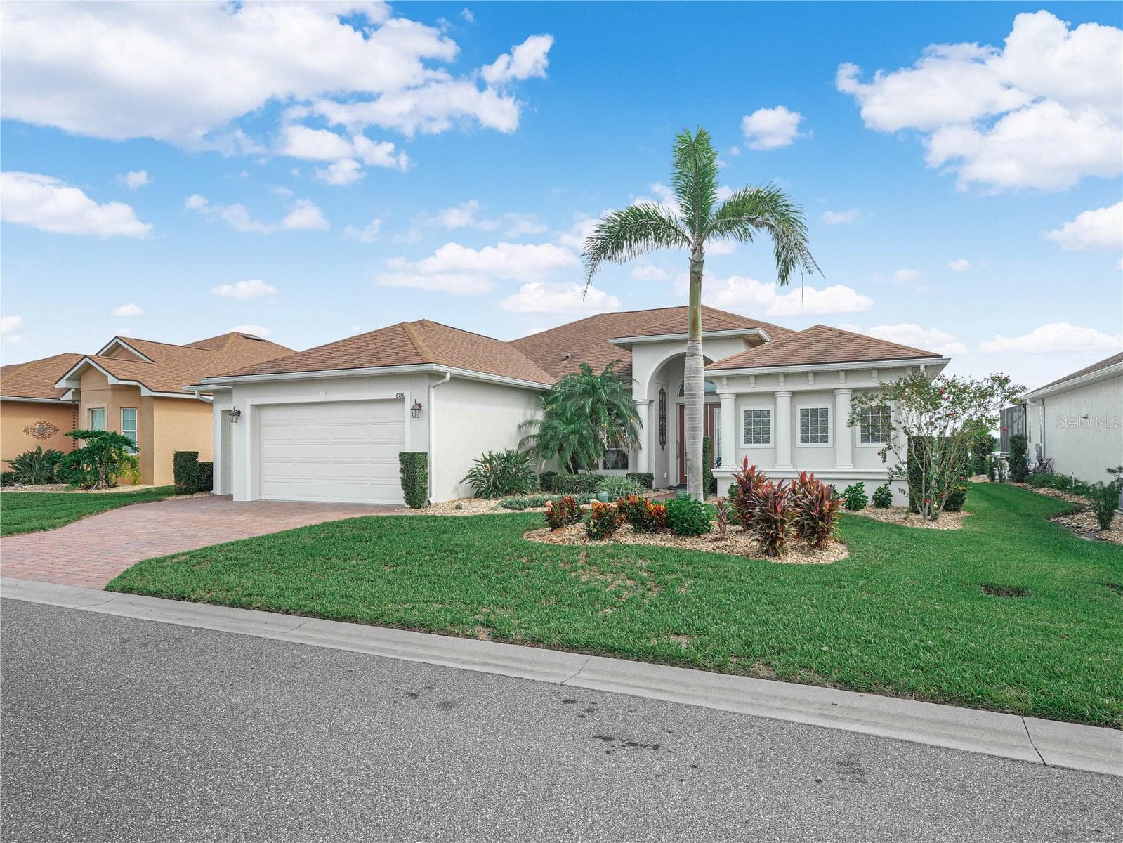 Fresh Exterior Paint on 6136 Pebble Beach Blvd. Winter Haven, Florida - 6136 PEBBLE BEACH BLVD, WINTER HAVEN