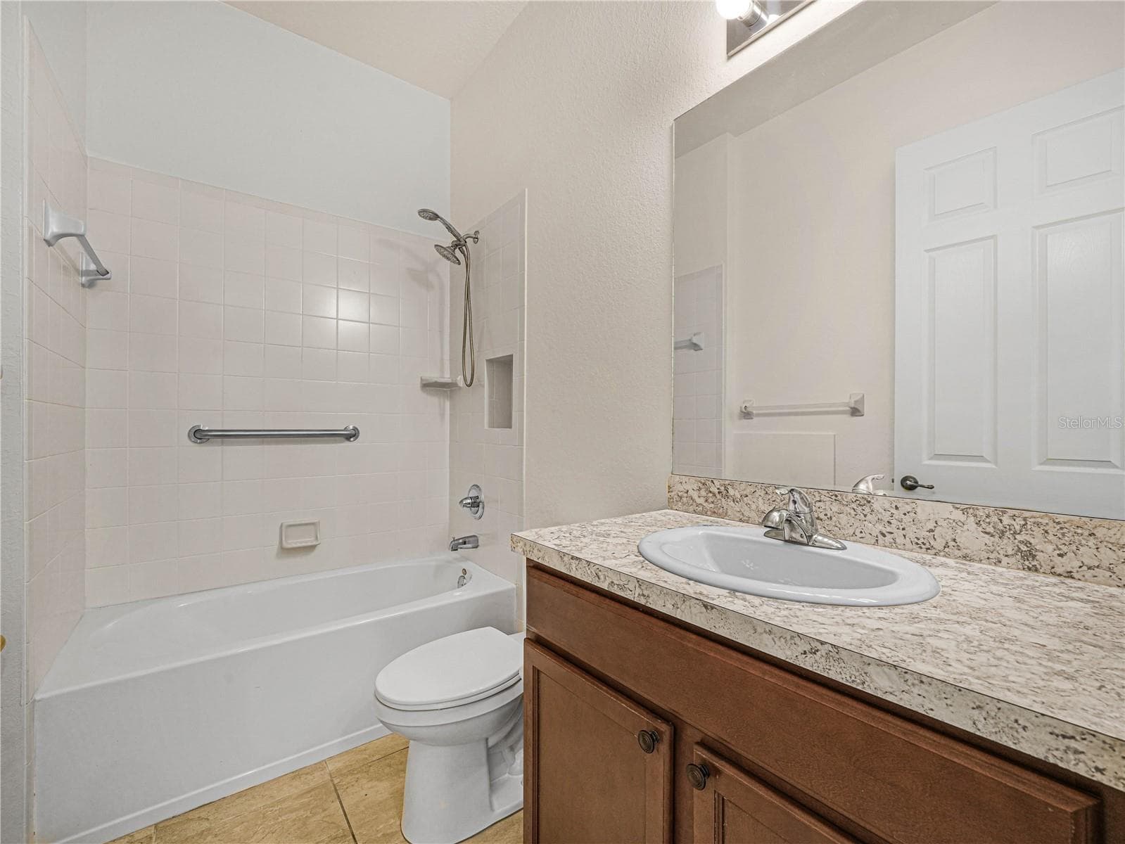 Bath 3 with Shower/Tub Combo, Comfort Height Vanity and Comfort Height Toilet - 6136 PEBBLE BEACH BLVD, WINTER HAVEN