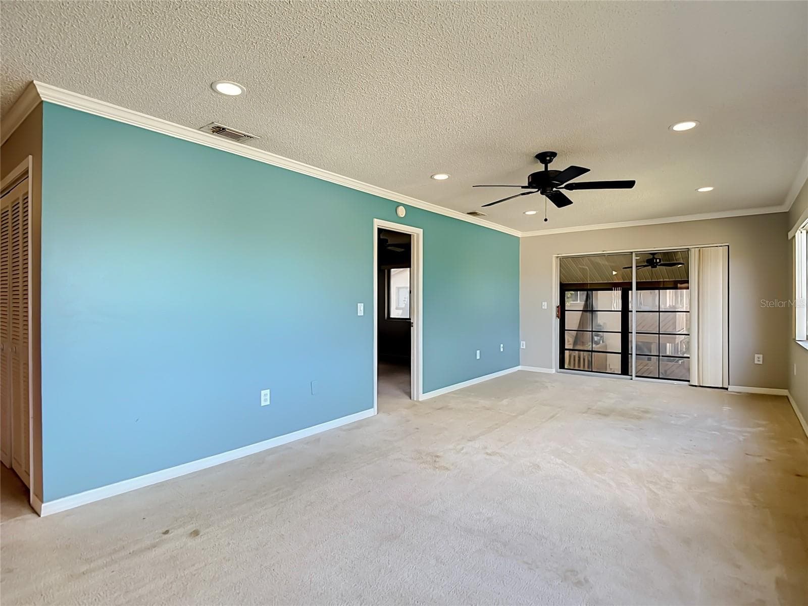 Condominium at 4448 CHART CT #5-C, NEW PORT RICHEY, photo 8 of 28