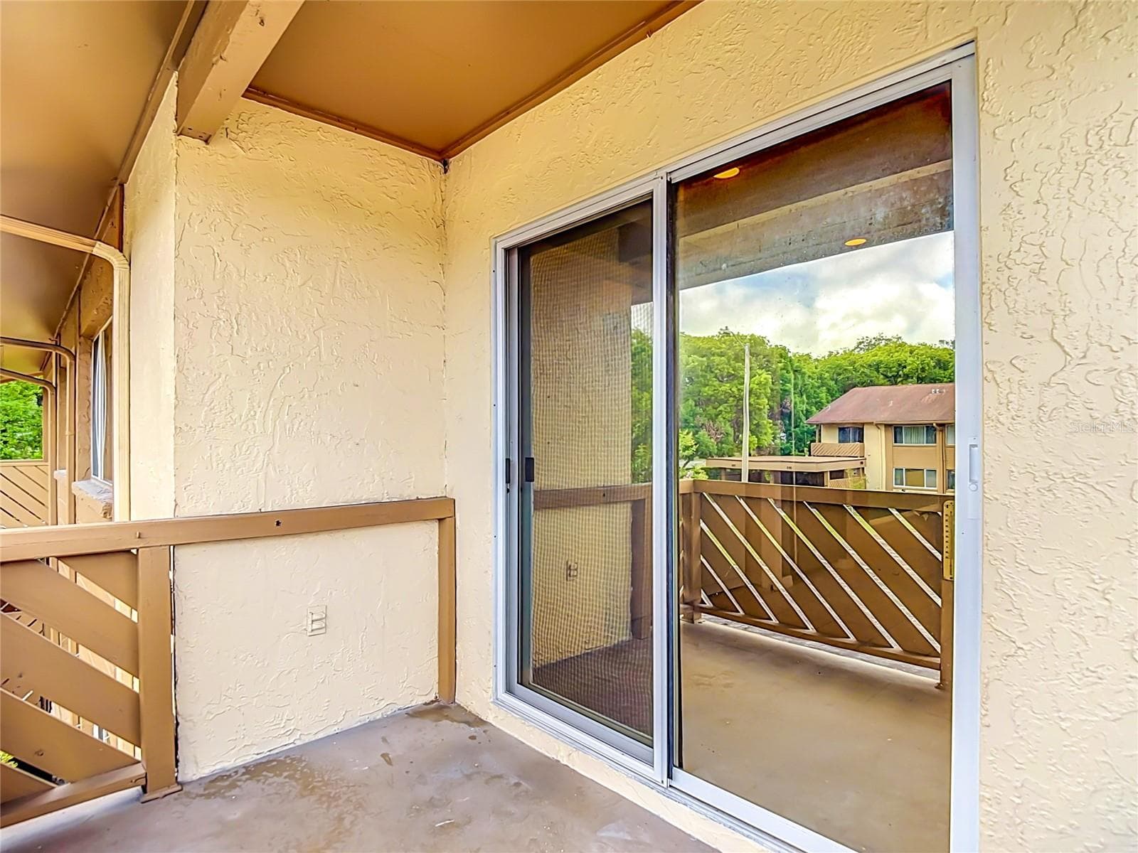 Condominium at 4448 CHART CT #5-C, NEW PORT RICHEY, photo 24 of 28