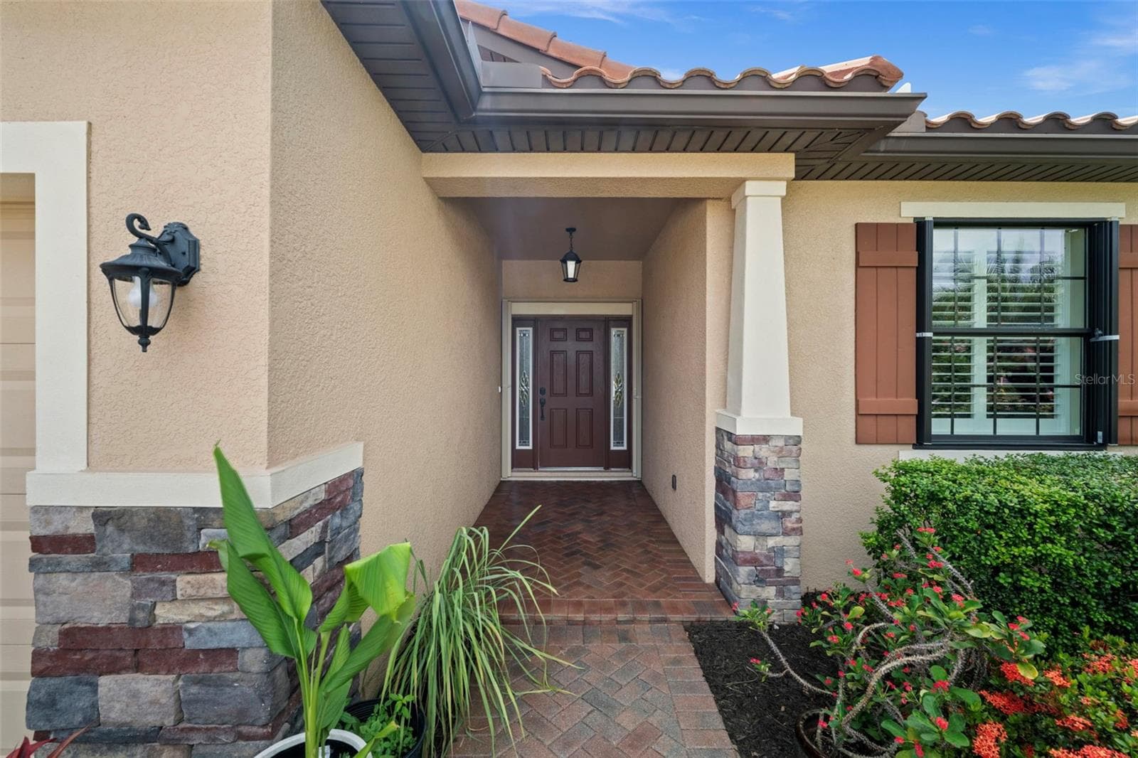 Single Family Residence at 8212 36TH ST E, SARASOTA, photo 3 of 42