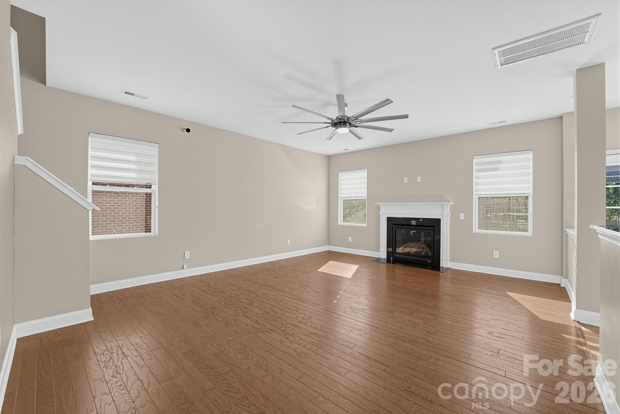 Single Family Residence at 284 Oakbourne Lane, Rock Hill, photo 5 of 26