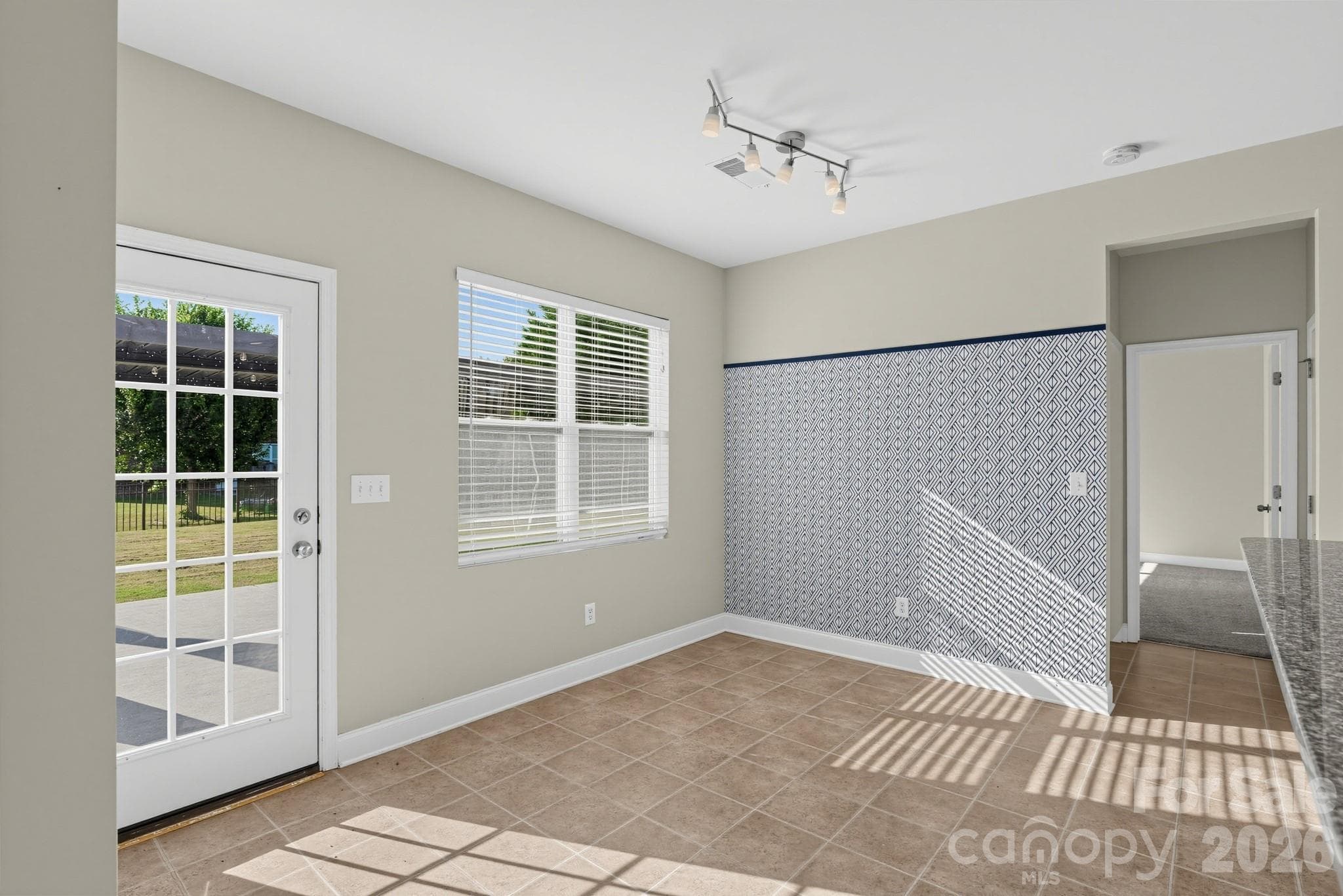 Single Family Residence at 284 Oakbourne Lane, Rock Hill, photo 13 of 26