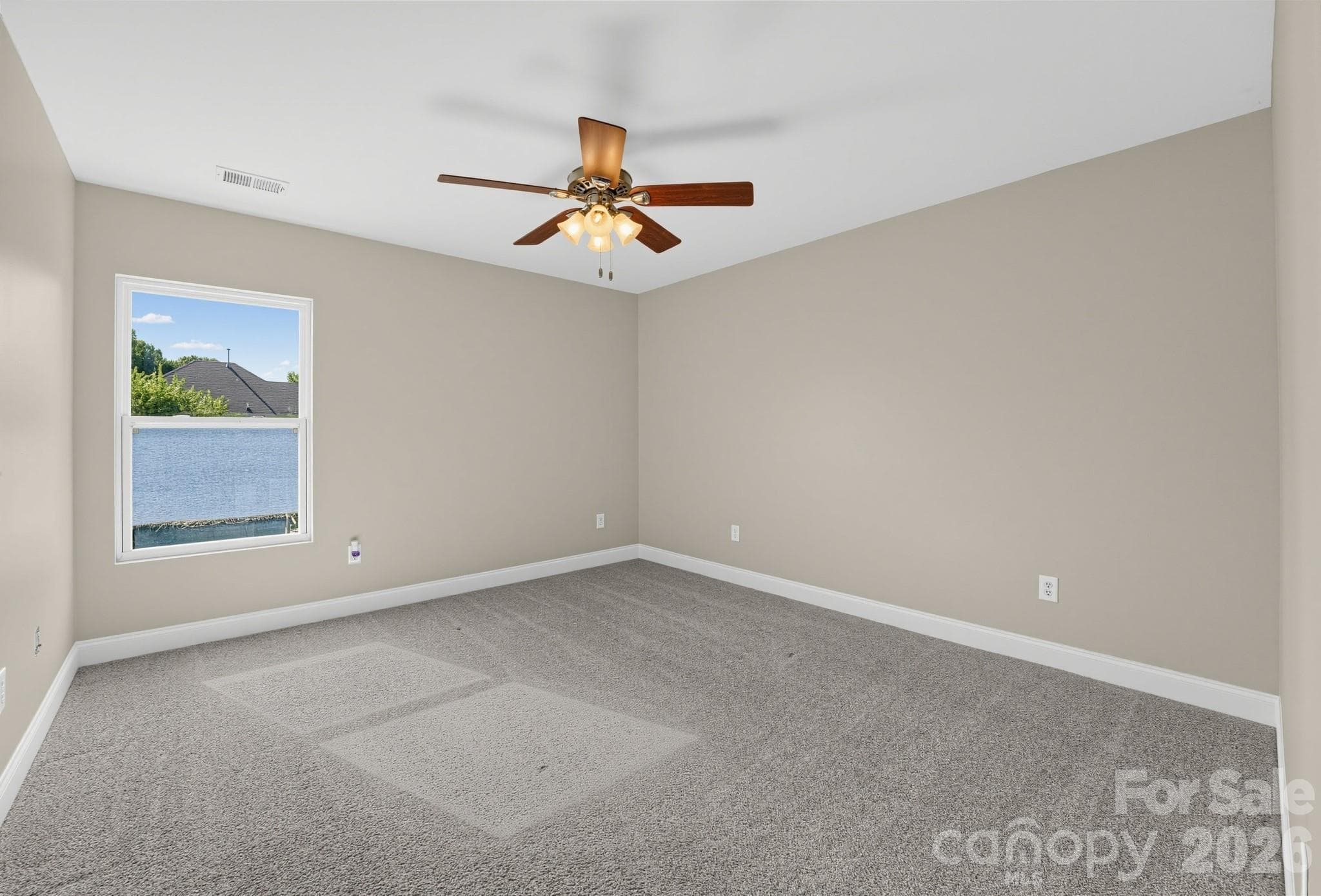 Single Family Residence at 284 Oakbourne Lane, Rock Hill, photo 19 of 26