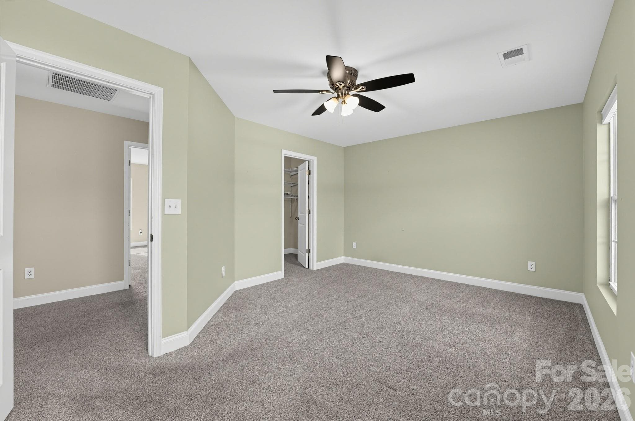 Single Family Residence at 284 Oakbourne Lane, Rock Hill, photo 21 of 26