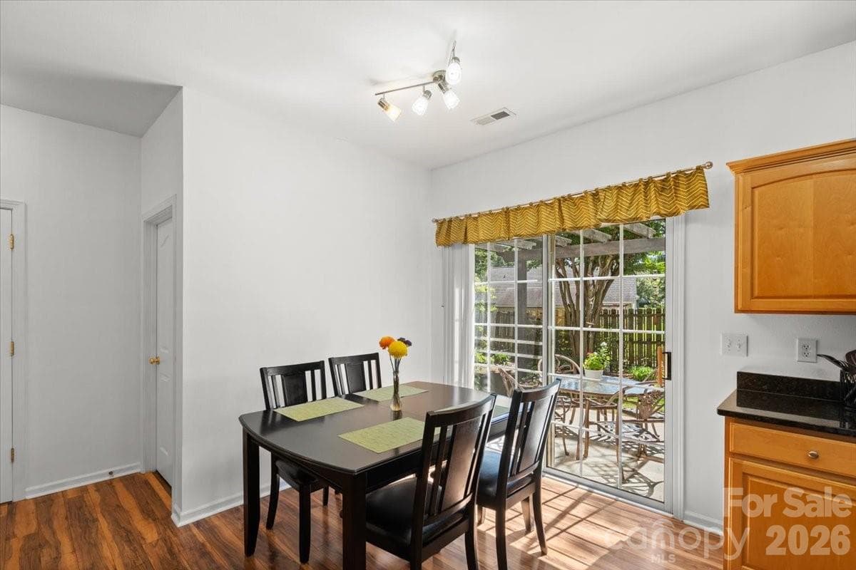 Single Family Residence at Charlotte, photo 28 of 83