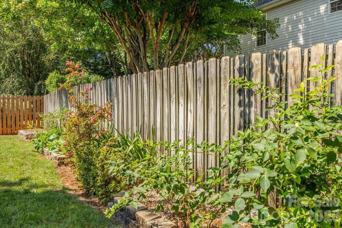 Single Family Residence at Charlotte, photo 69 of 83