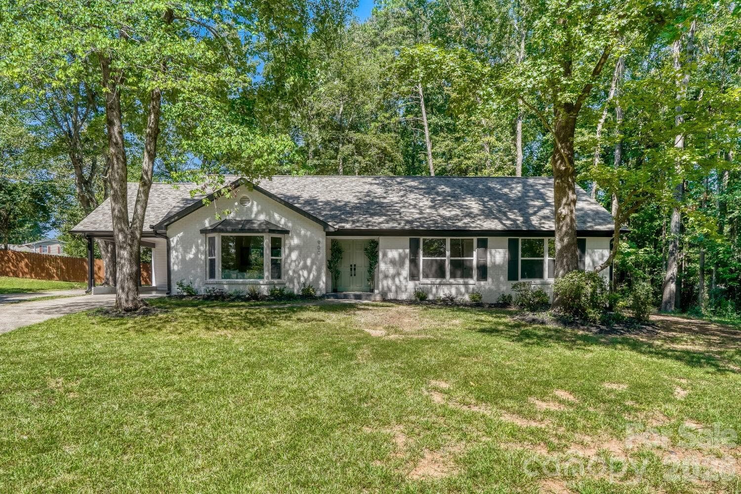 900 Burtonwood Circle