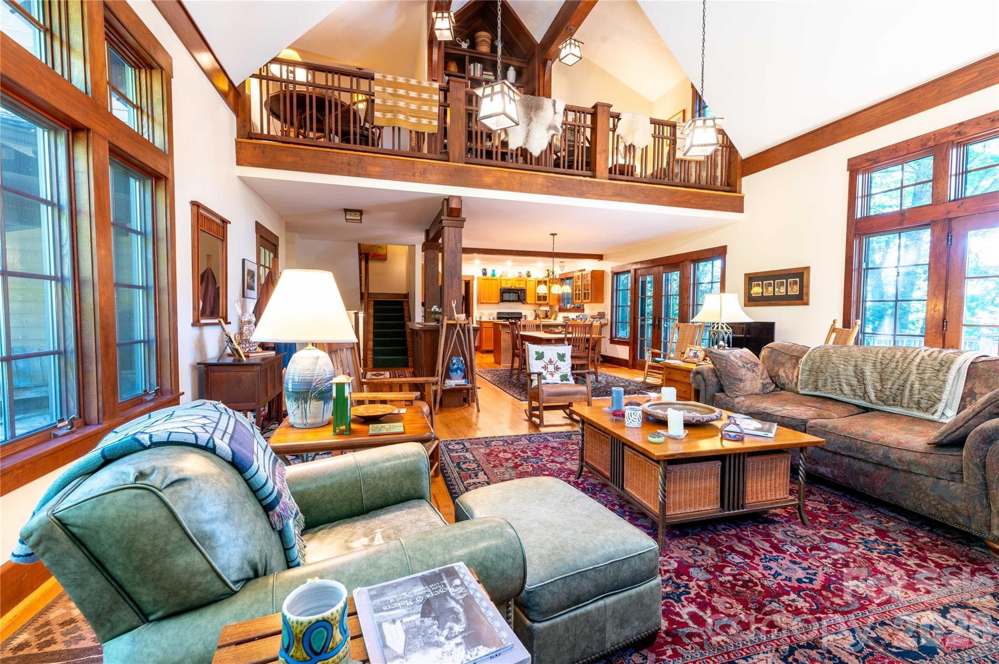 Single Family Residence at 86 Forest Ridge Road E, Burnsville, photo 9 of 48