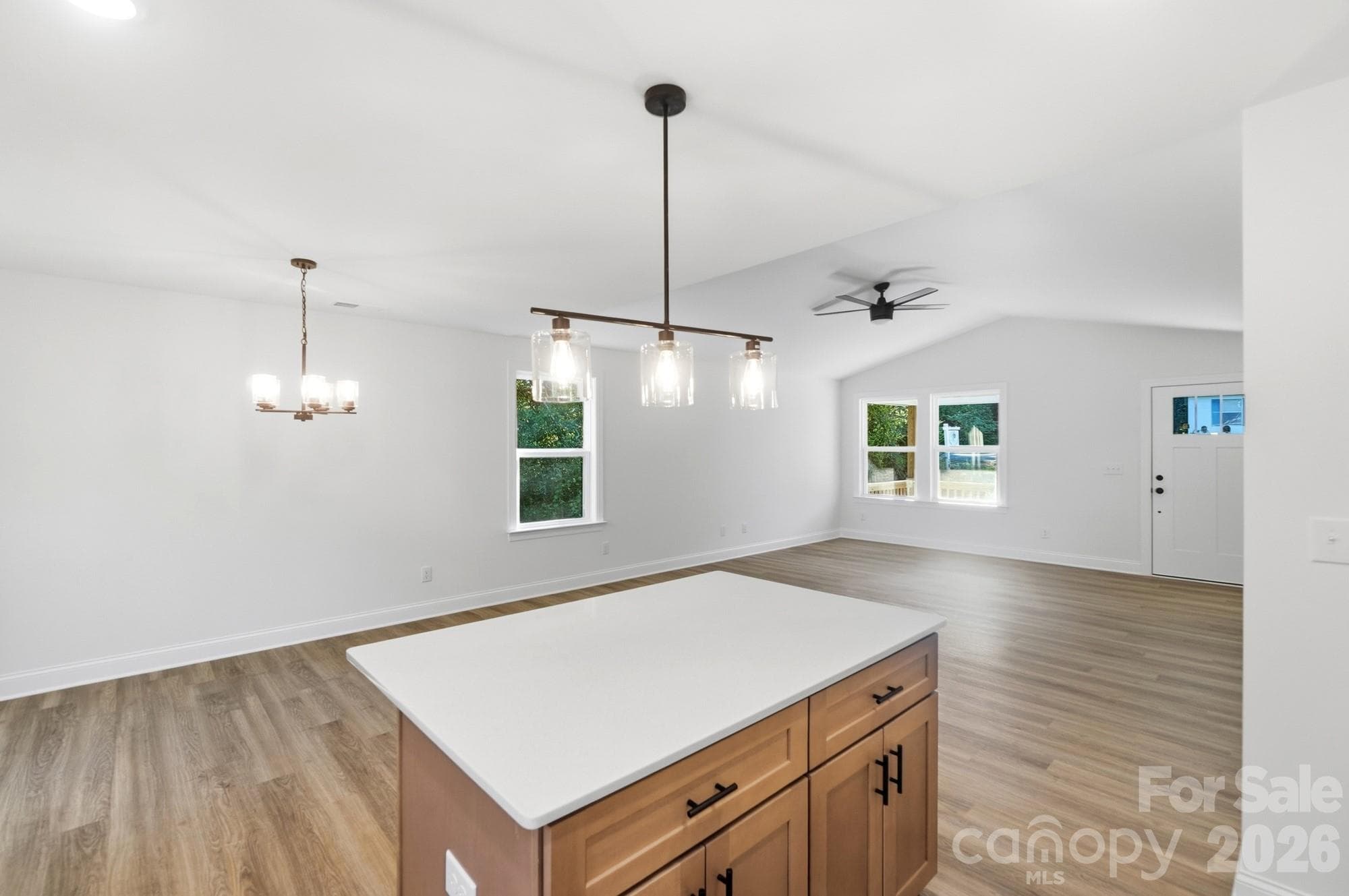 Single Family Residence at 1074 Mountain Crest Drive, Kings Mountain, photo 16 of 45