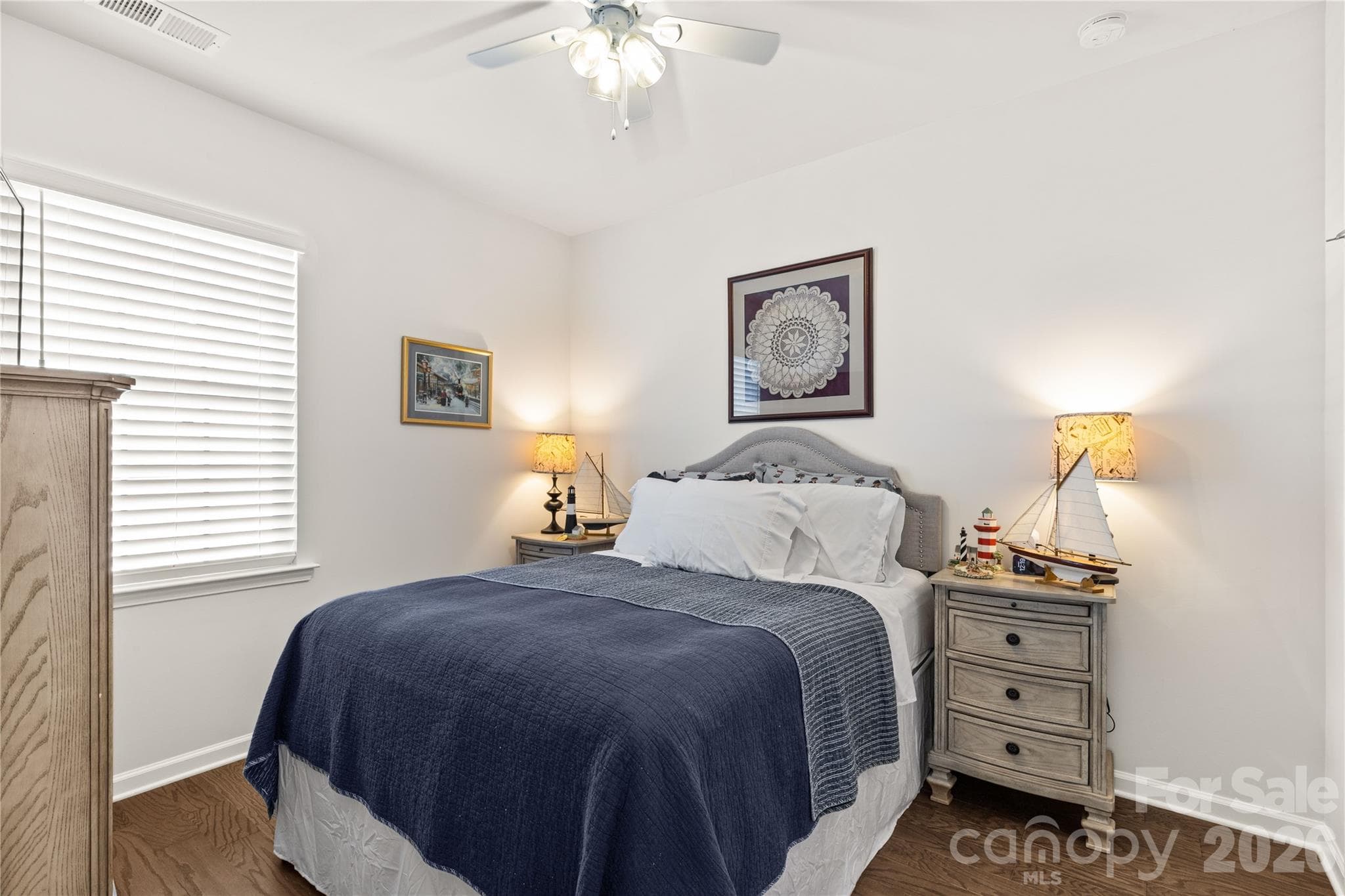 Single Family Residence at 15706 Aviary Orchard Way, Charlotte, photo 6 of 45