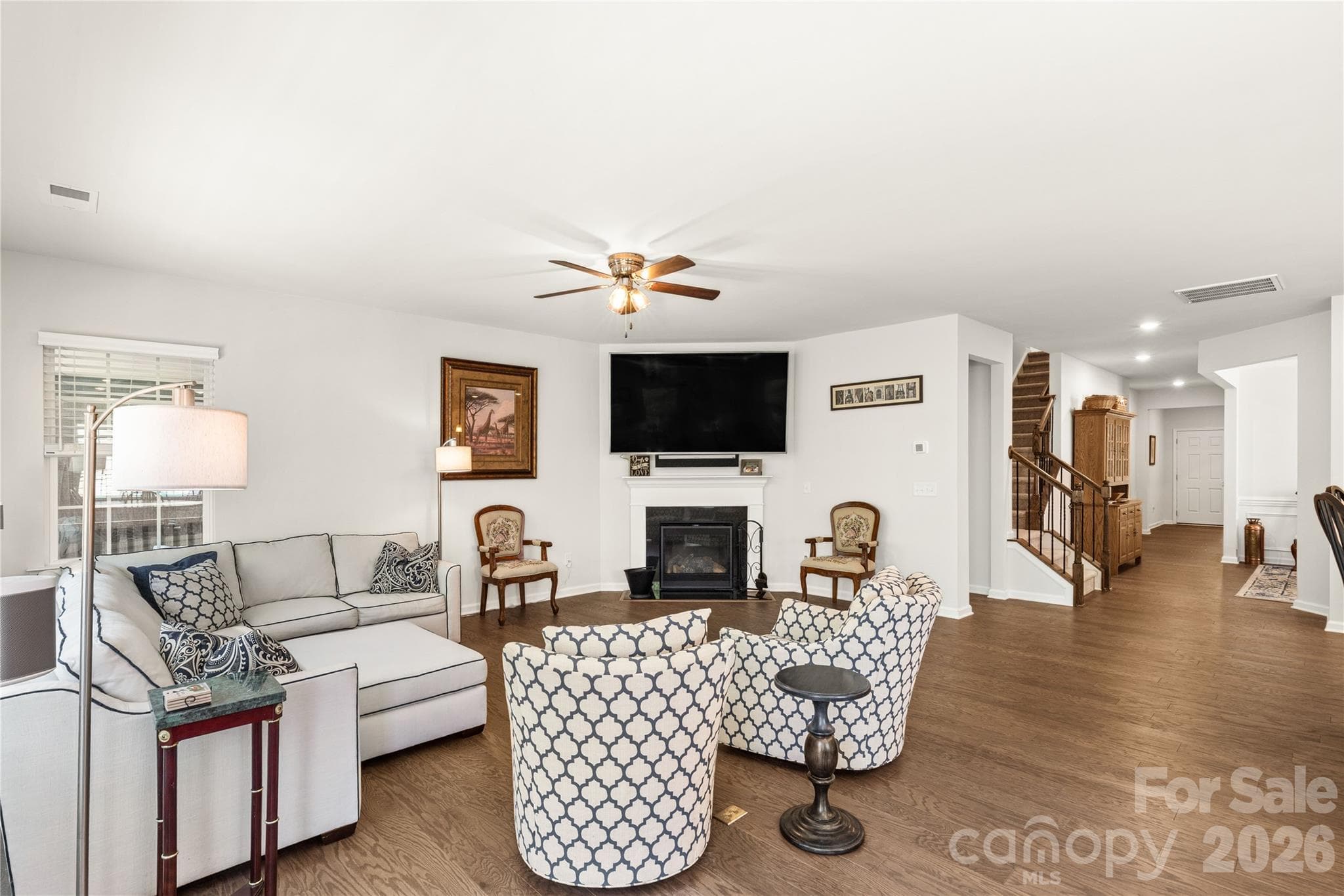Single Family Residence at 15706 Aviary Orchard Way, Charlotte, photo 14 of 45