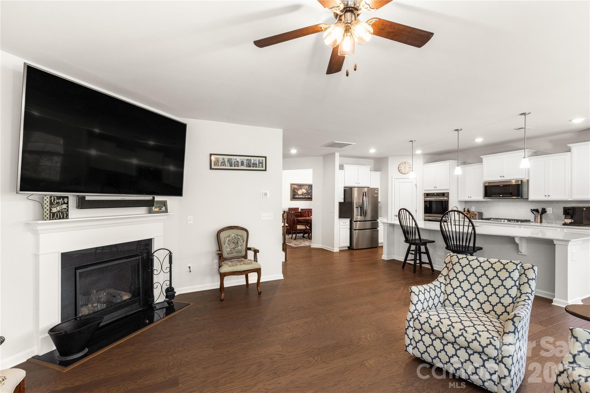 Single Family Residence at 15706 Aviary Orchard Way, Charlotte, photo 19 of 45