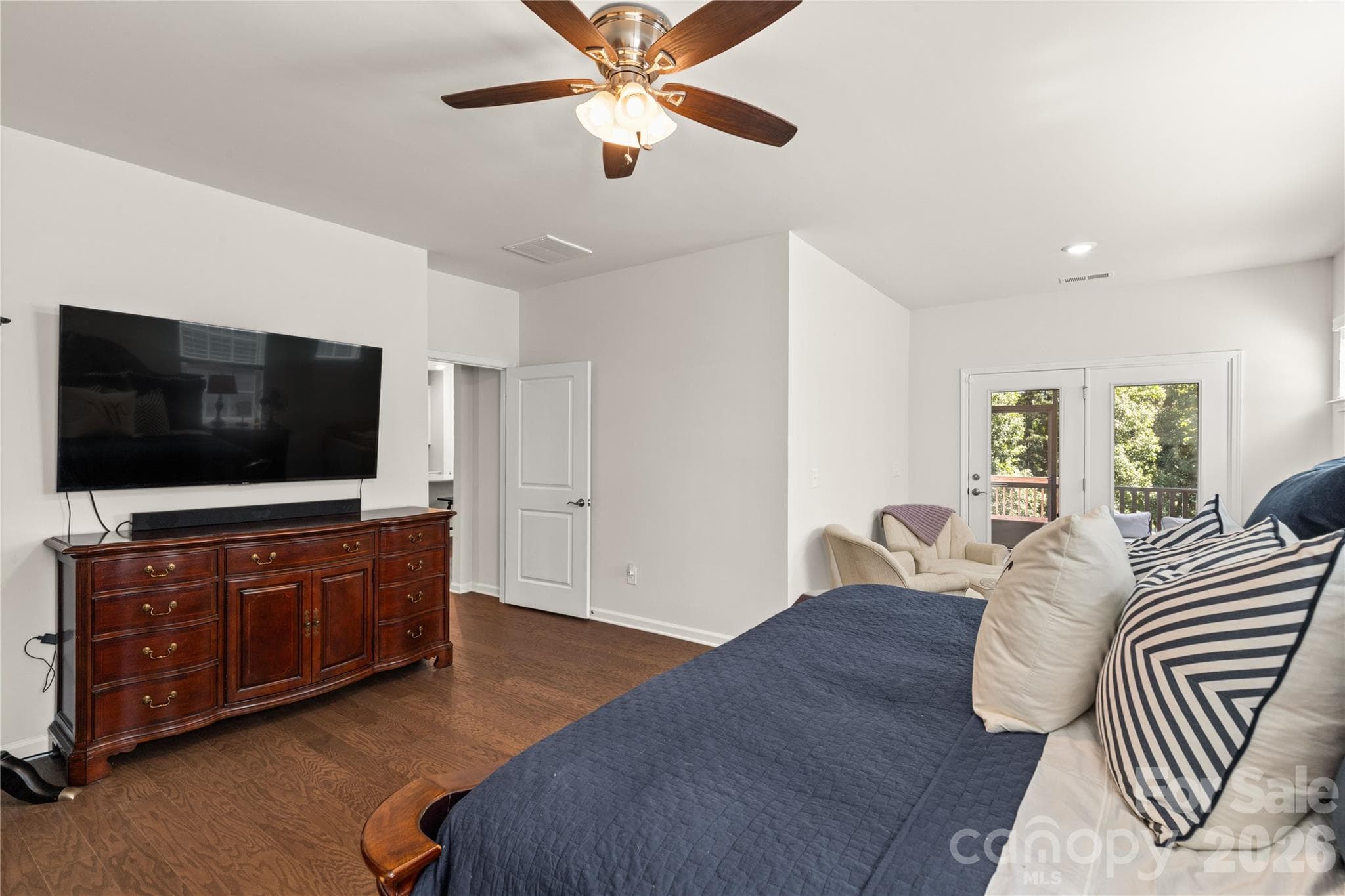 Single Family Residence at 15706 Aviary Orchard Way, Charlotte, photo 21 of 45