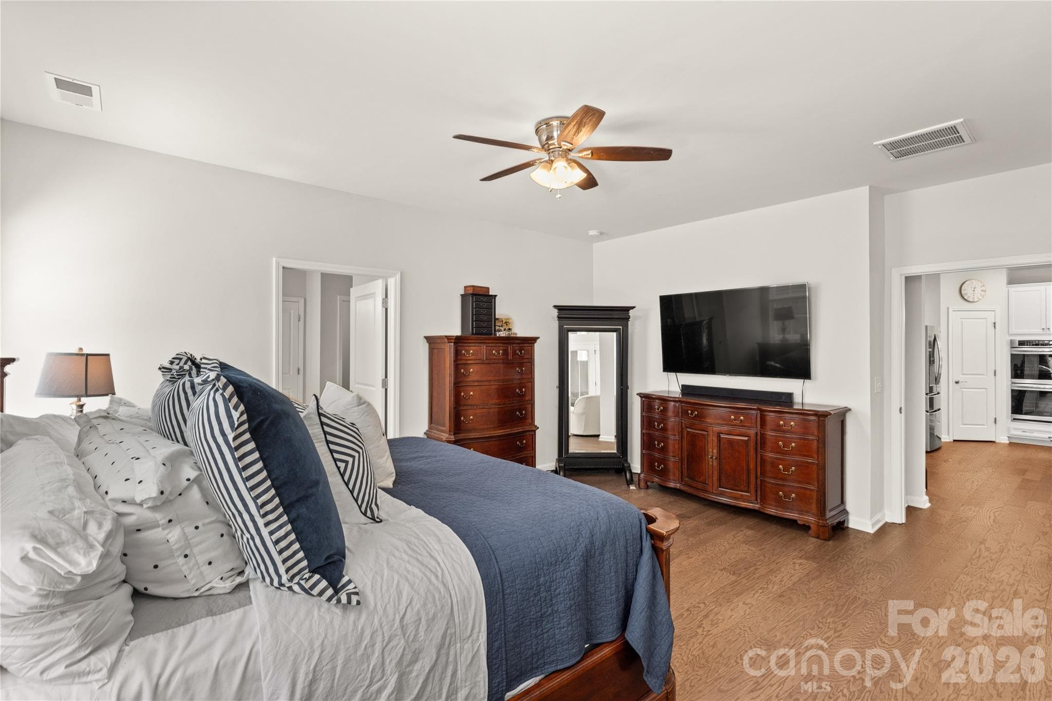 Single Family Residence at 15706 Aviary Orchard Way, Charlotte, photo 23 of 45