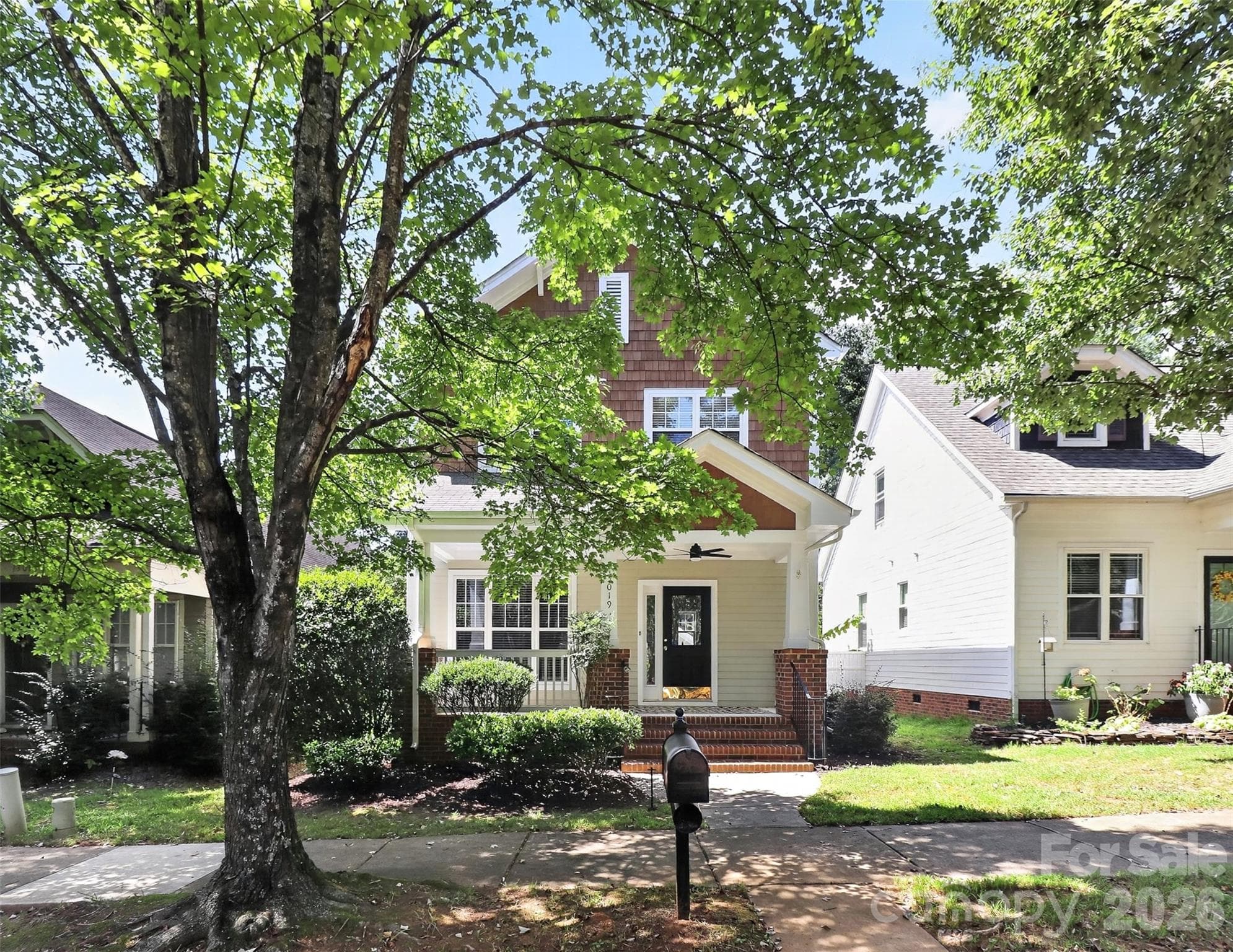 Front - Huntersville