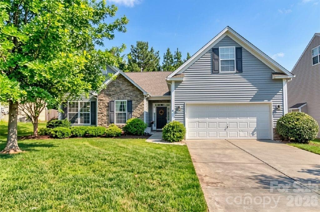 3173 Pine Bluff Way