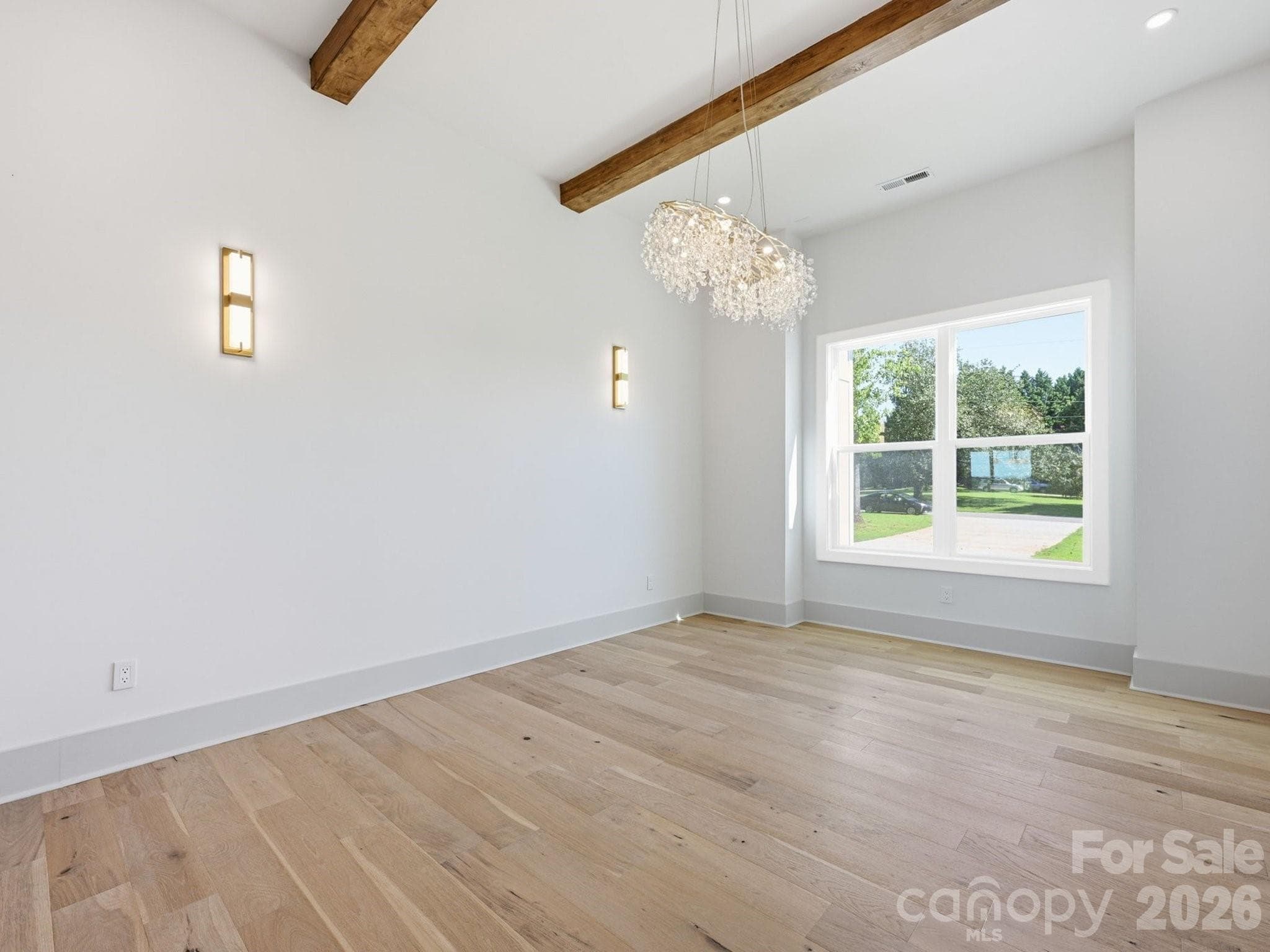 Single Family Residence at 124 Clipper Lane, Mooresville, photo 4 of 48