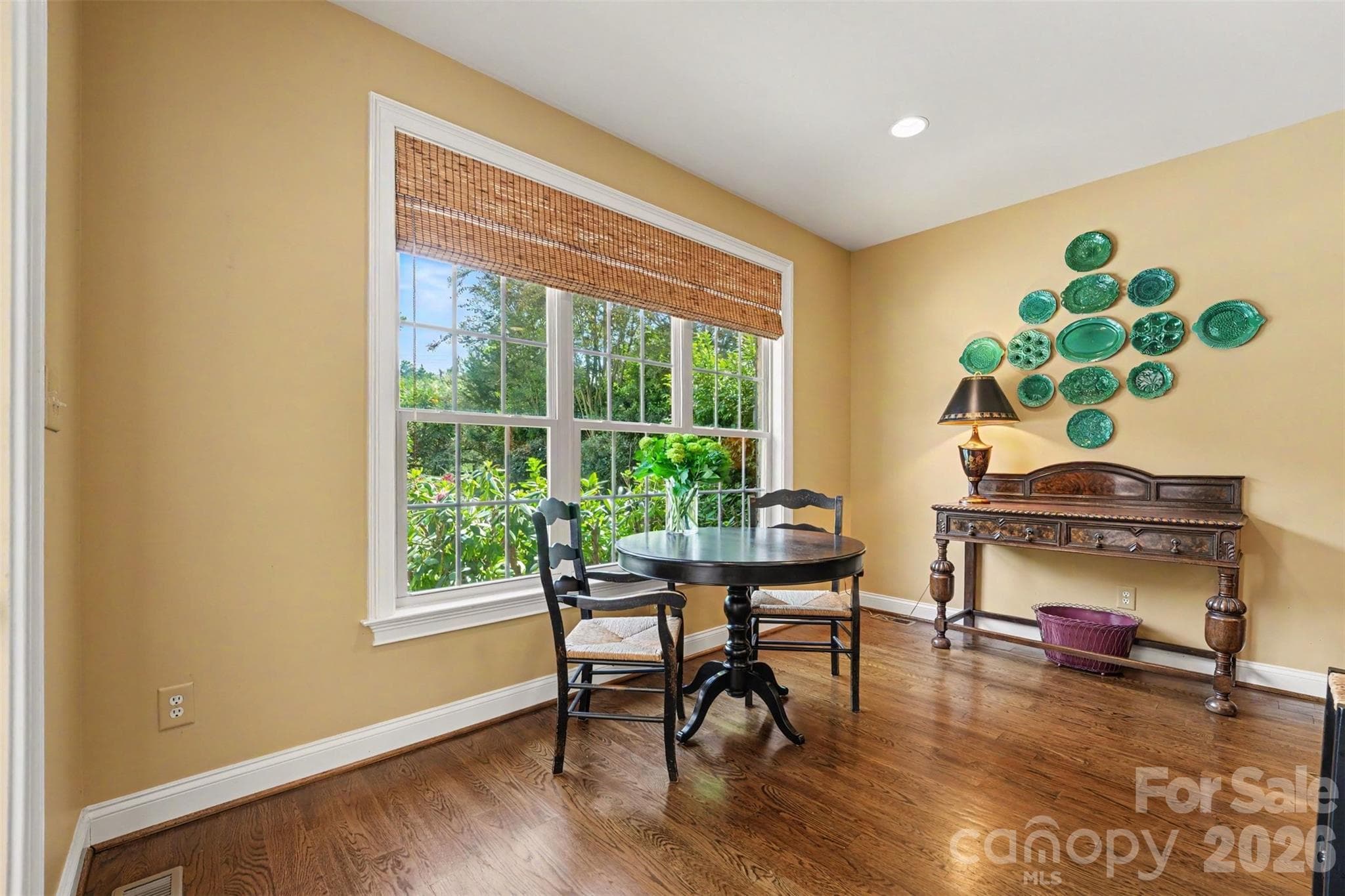 Kitchen table area - 120 Palos Verde Drive, Mooresville
