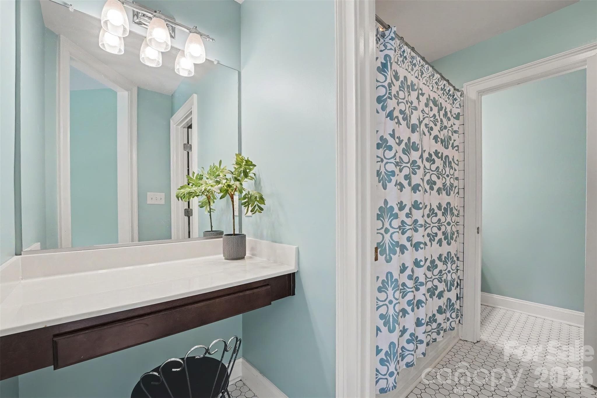 Jack and Jill bathroom with vanity on one side. - 120 Palos Verde Drive, Mooresville