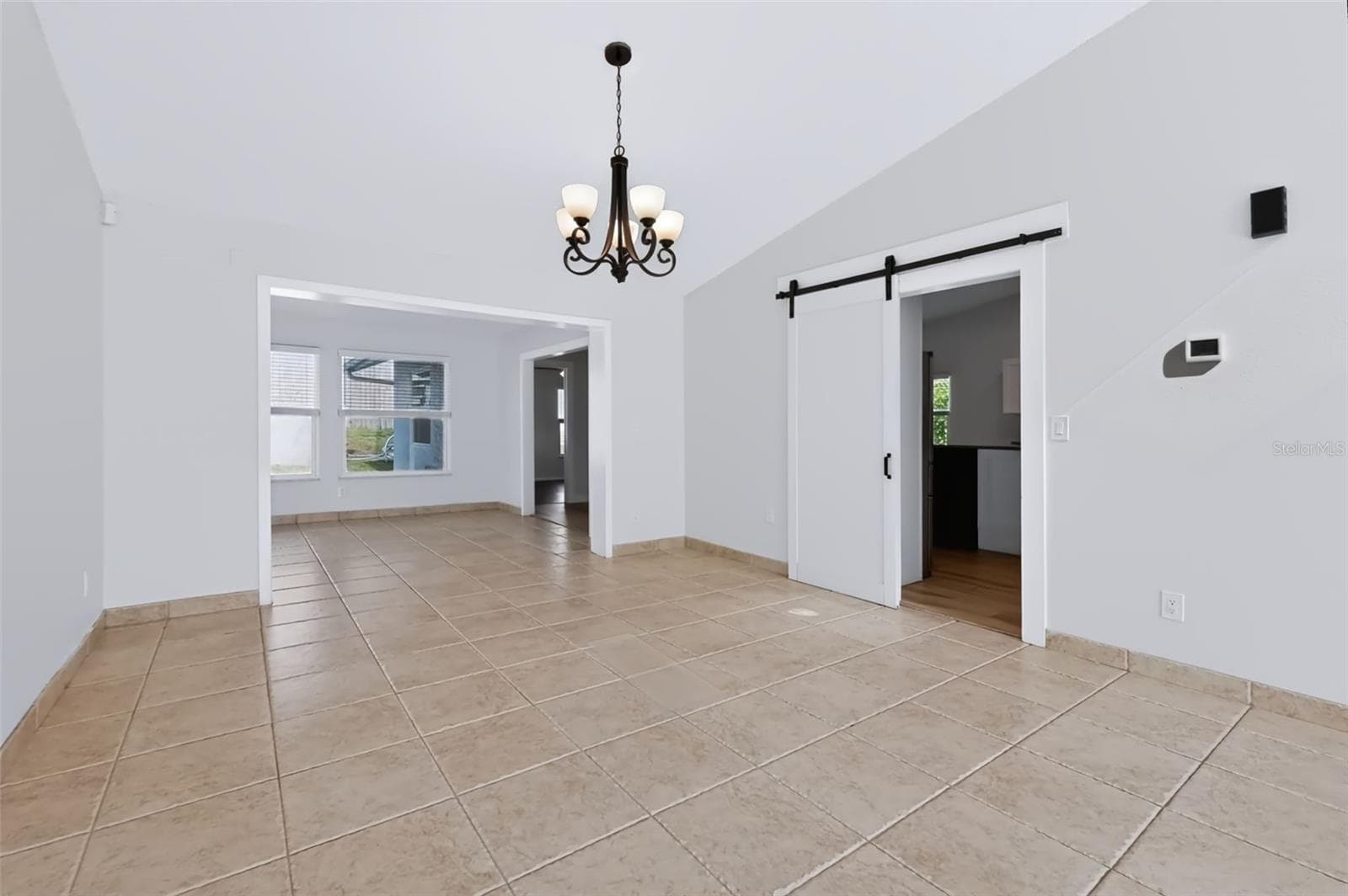 Single Family Residence at 1035 ANCLOTE DR, TARPON SPRINGS, photo 16 of 53