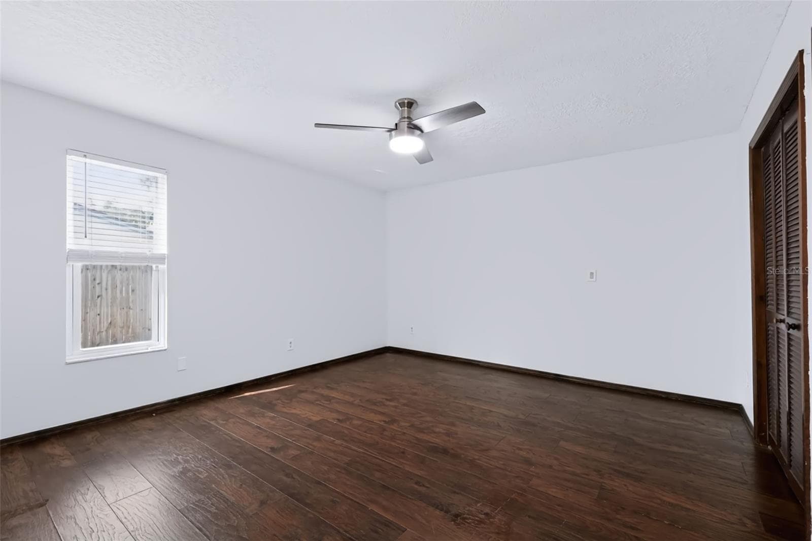 Single Family Residence at 1035 ANCLOTE DR, TARPON SPRINGS, photo 24 of 53
