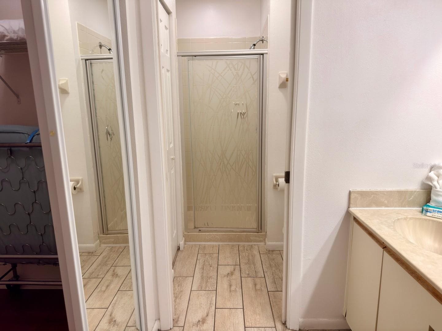 Condo - Hotel at 4601 46TH STREET CT W #201, BRADENTON, photo 27 of 86