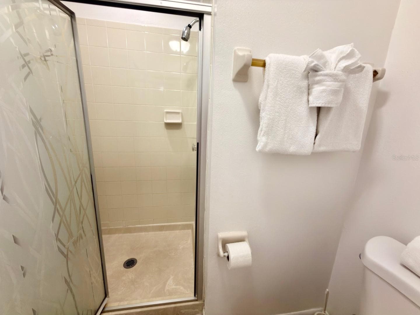 Condo - Hotel at 4601 46TH STREET CT W #201, BRADENTON, photo 29 of 86