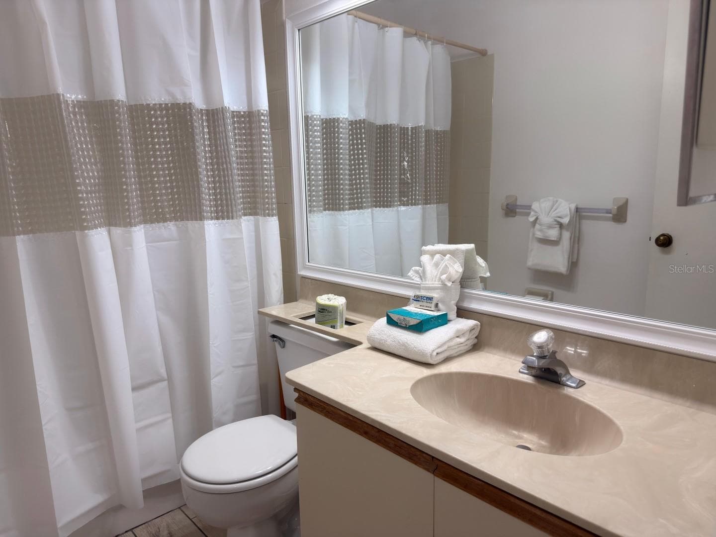 Condo - Hotel at 4601 46TH STREET CT W #201, BRADENTON, photo 39 of 86