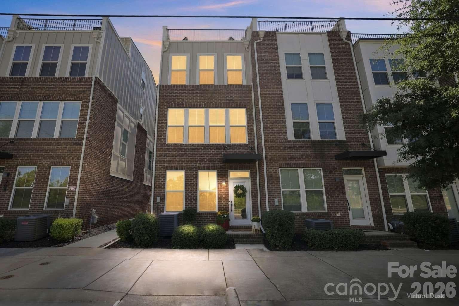 260 Parkwood Avenue
