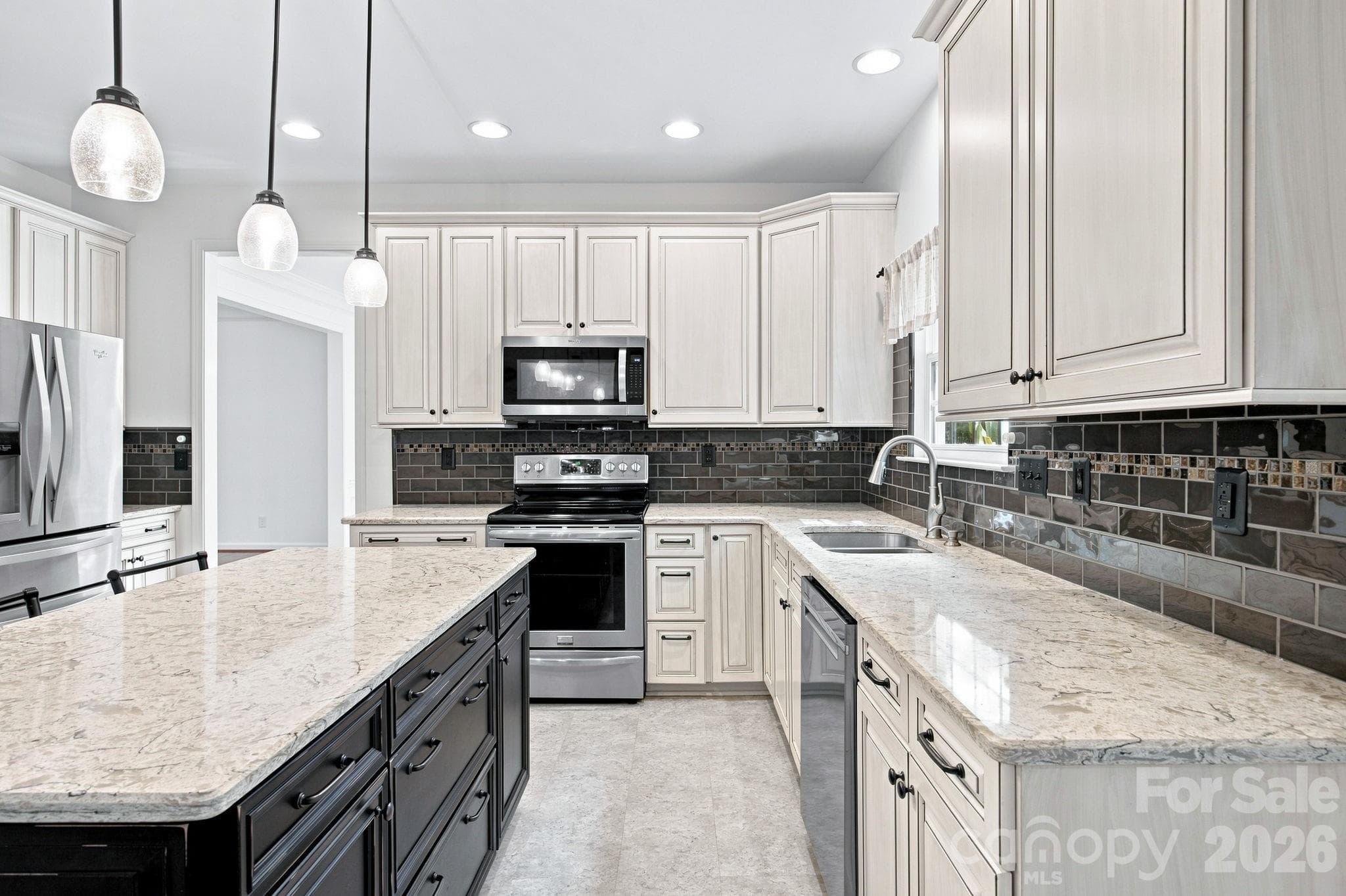 Kitchen - 10309 Elven Lane, Charlotte